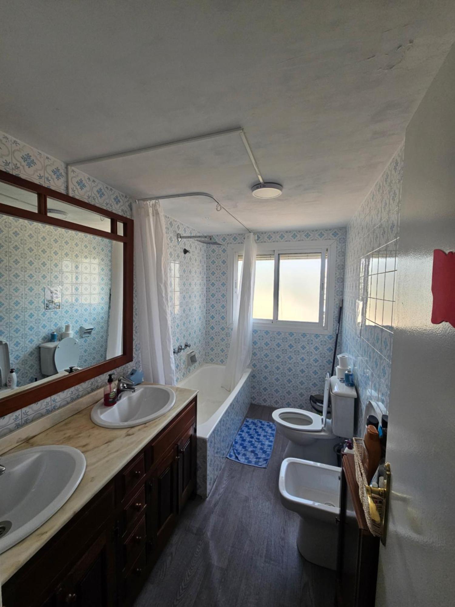 Privada Centro Cerca Tren Maria Zambrano Y Playa Muy Buena Conexion Wifi * Malaga