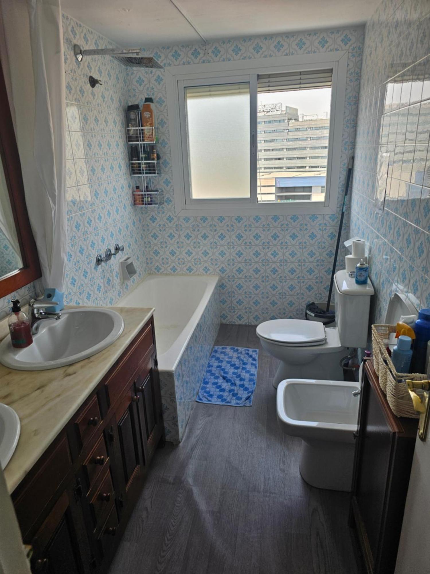 Privada Centro Cerca Tren Maria Zambrano Y Playa Muy Buena Conexion Wifi Privatunterkunft Málaga